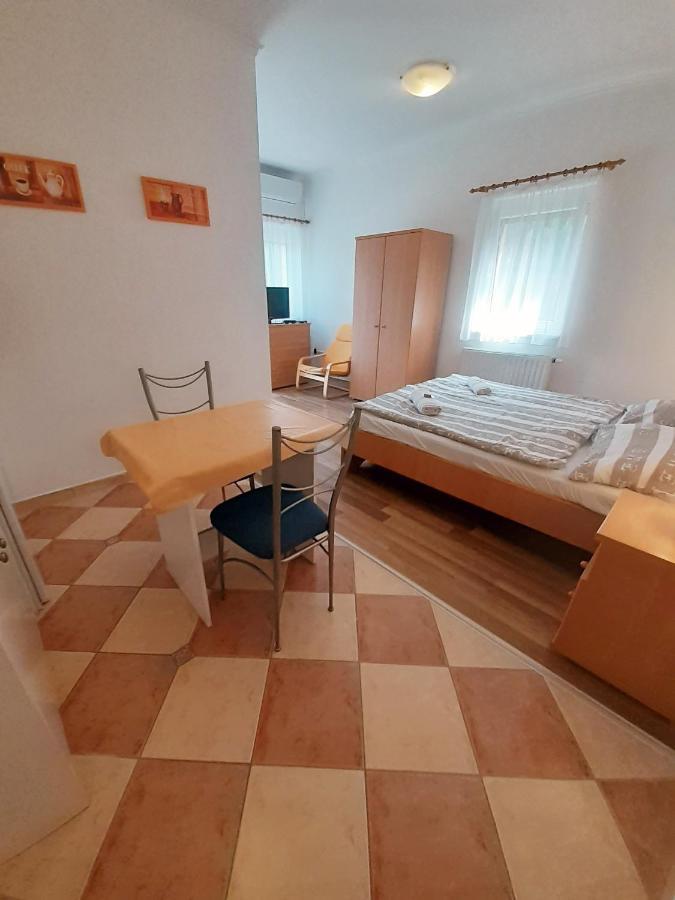 Petra Apartmanház Kehidakustány Exterior foto